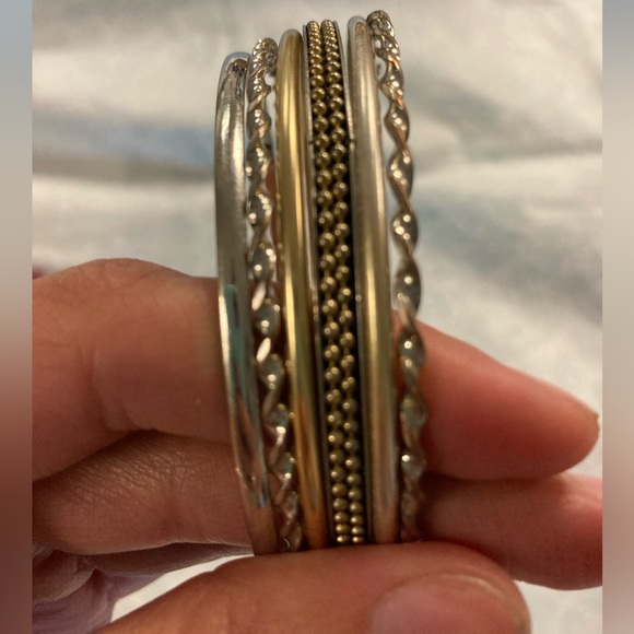 💛TODAY***$12***Belks set of six assorted silver & gold plated bangle bracelets - Picture 4 of 4